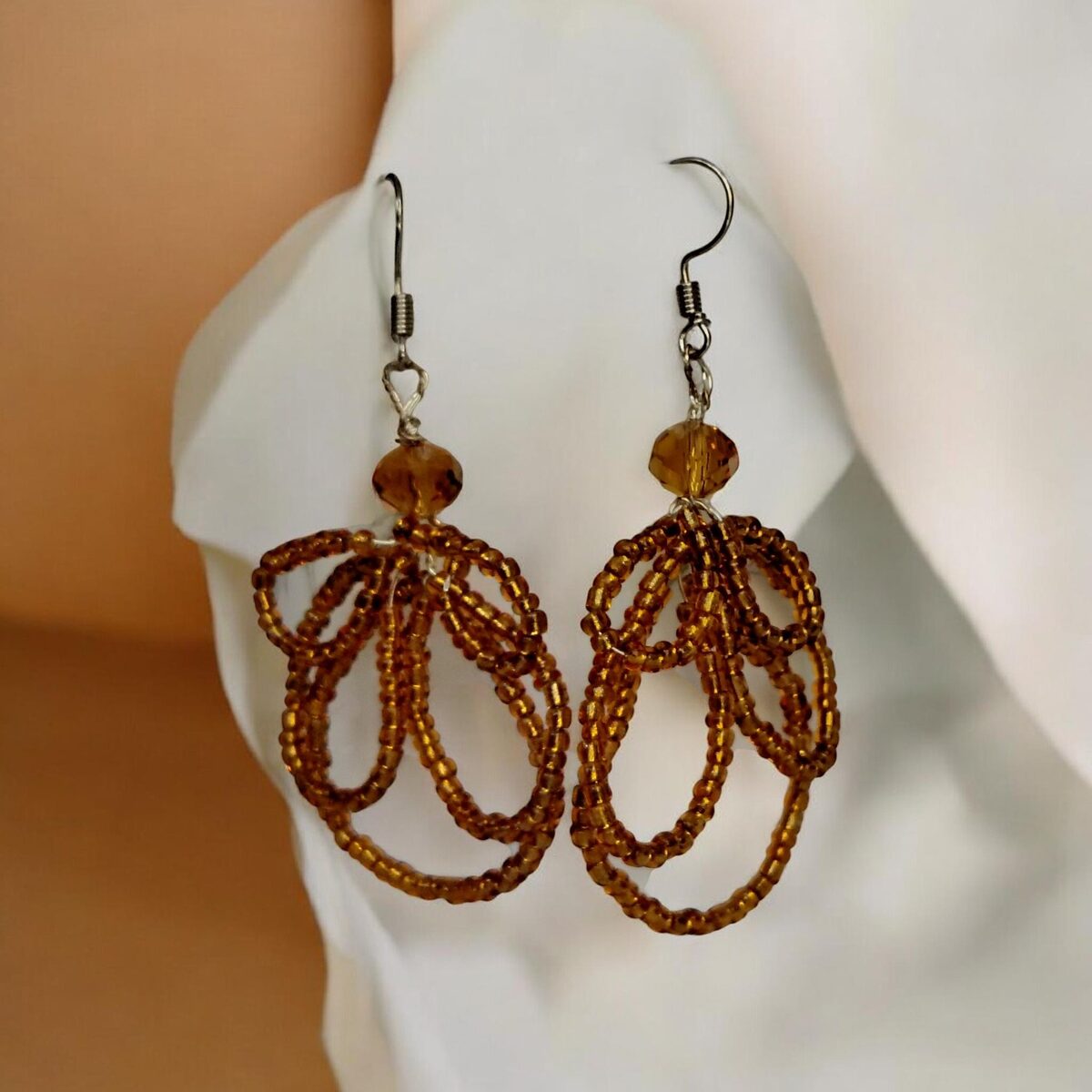 Aretes artesanales personalizados 03 – Dorba Creaciones